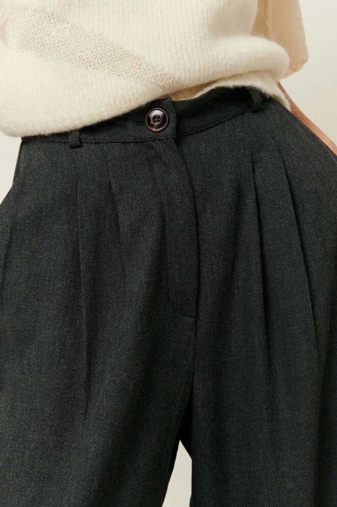 HOSE EMILE DARK GREY