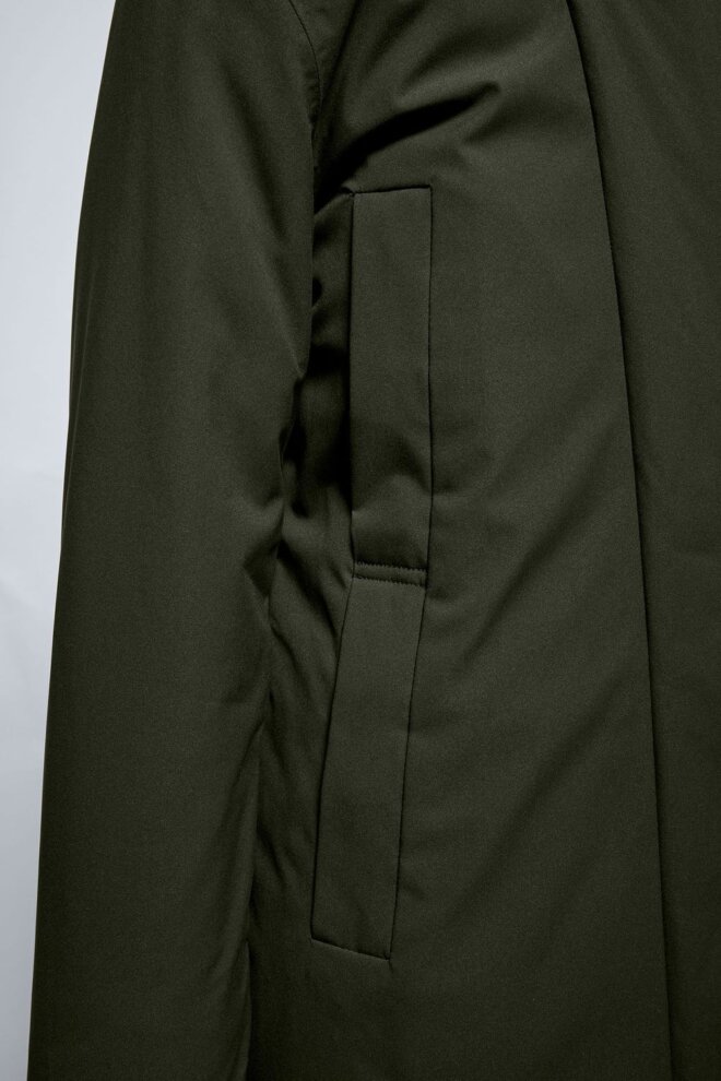 JACKE ELINE SHELTER GREEN