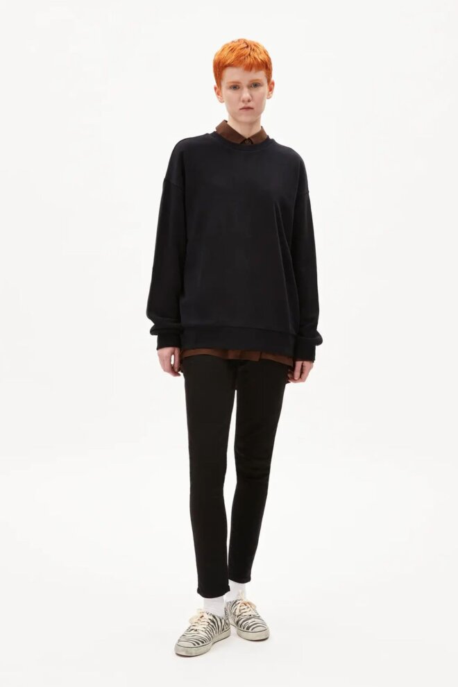 SWEATER 30002560 AARIN BLACK