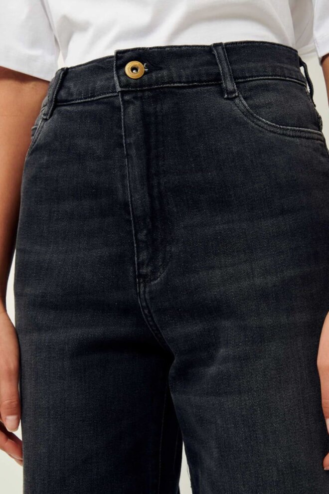 HOSE BAY CRUISE BROCKEN BLACK