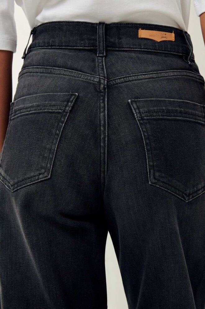 HOSE BAY CRUISE BROCKEN BLACK