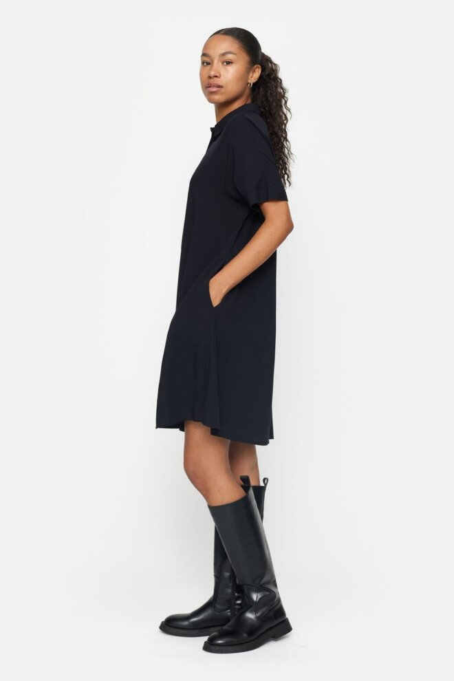 KLEID SRFREEDOM SS DRESS BLACK