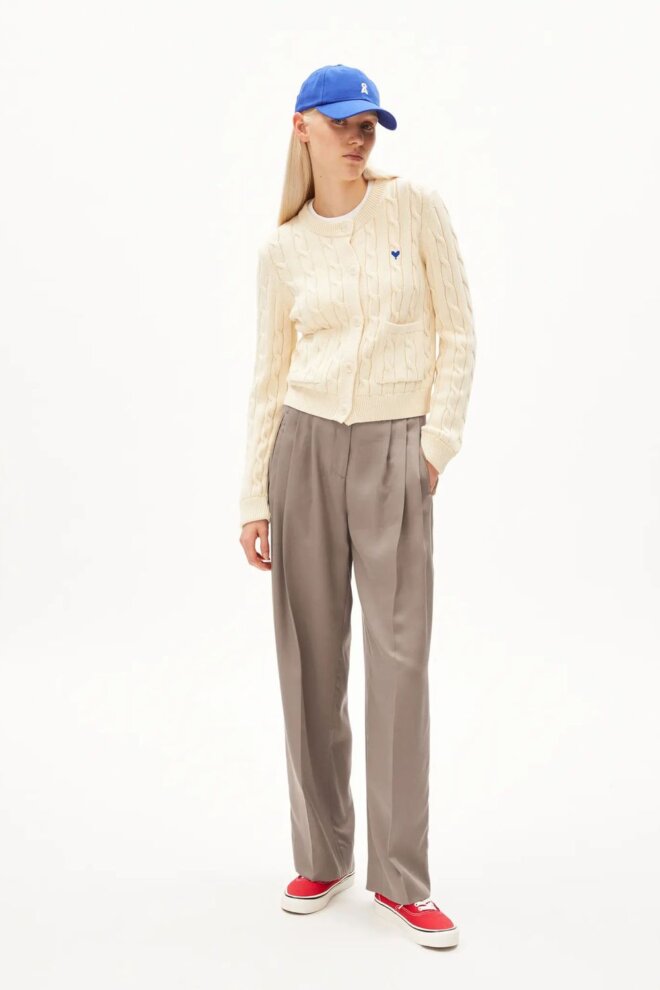 WESTE 30006149 JULIAANAS 1609 OATMILK