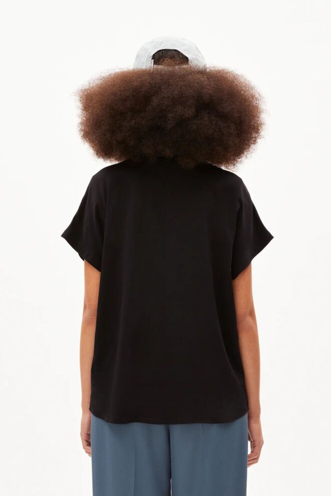 BLUSE 30005819 LARISAANA 105 BLACK