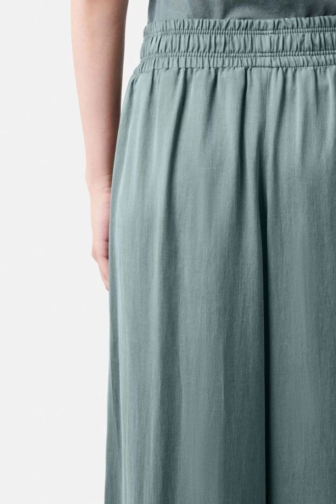 HOSE 130005 CEILING 2206