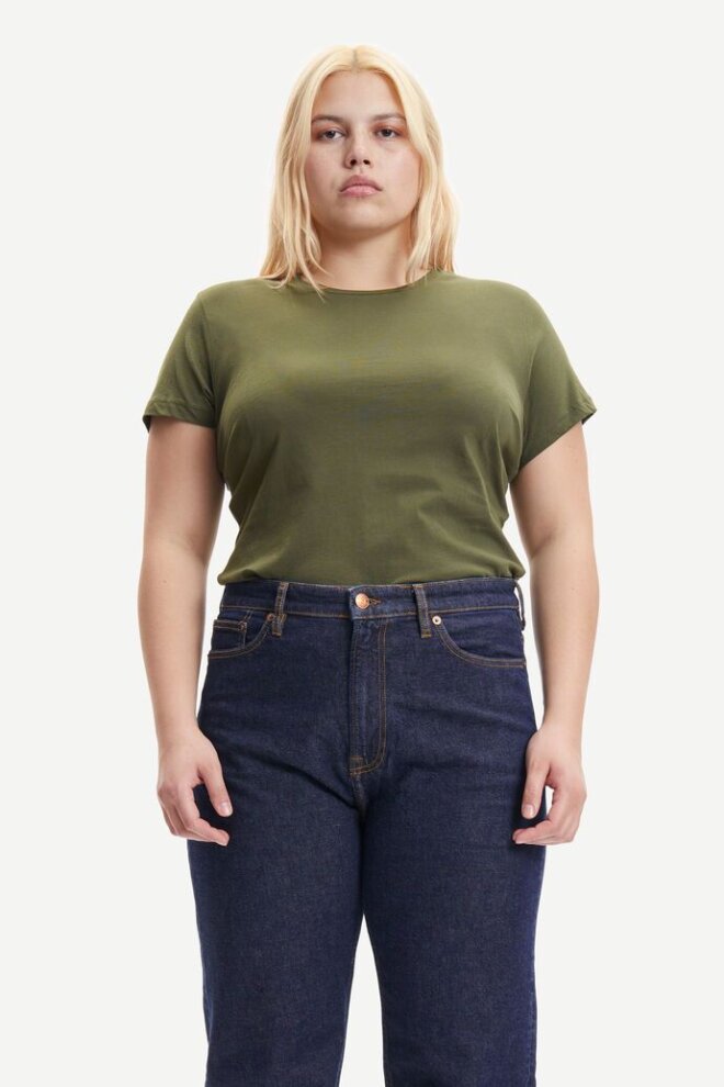 SHIRT                                            SOLLY TEE SOLID 205 DEEP DEPTHS