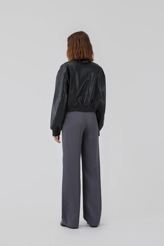 JACKE HUXLEYMD JACKET BLACK