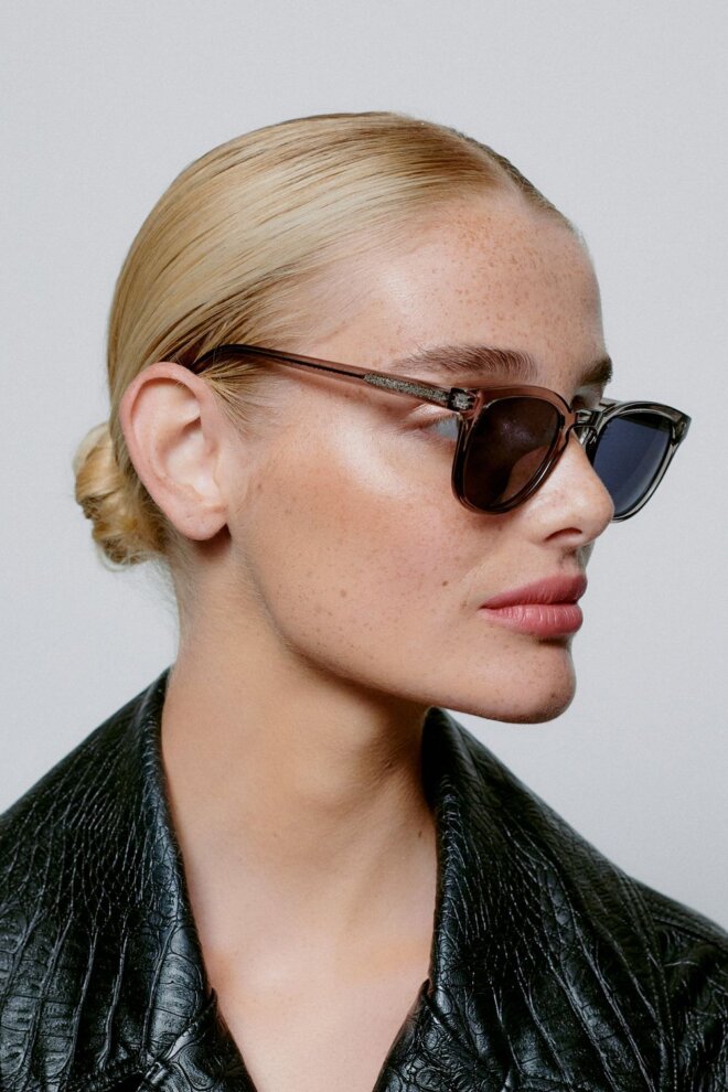 SONNENBRILLEN BATE GREY TRANSPARENT