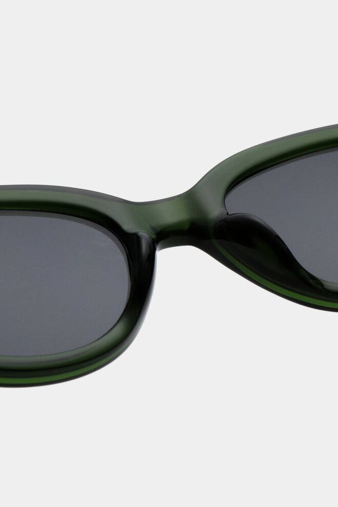 SONNENBRILLE WINNIE DARK GREEN TRANSPAREN