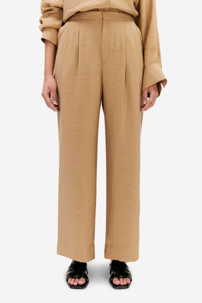 HOSE LISETTE TRENCH BEIGE