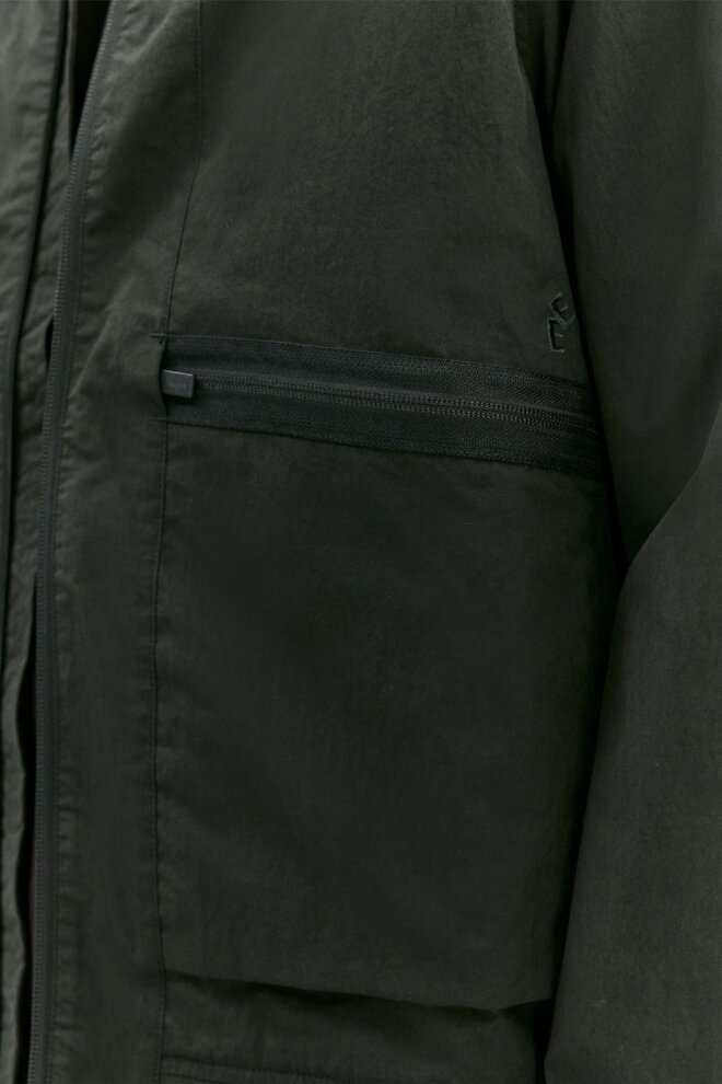 JACKE REIDAR SHELTER GREEN