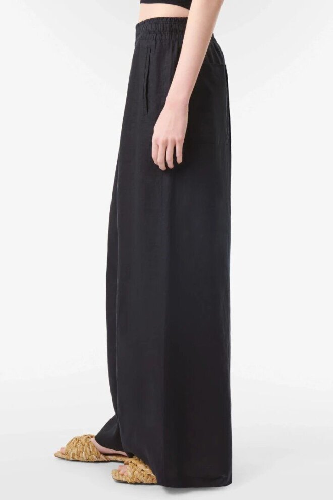 HOSE 126082 CEILING 1000