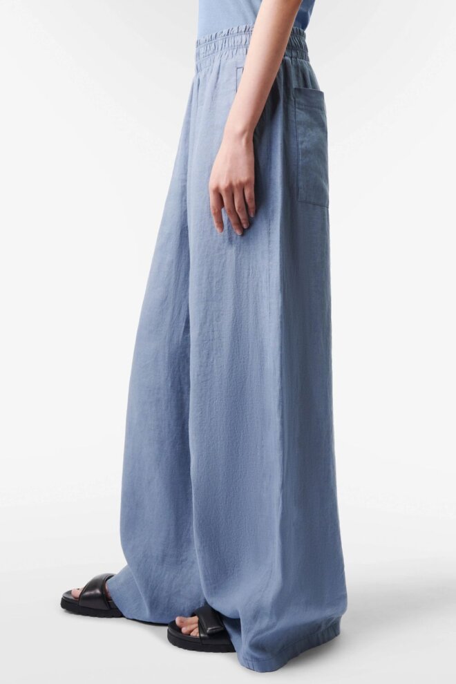 HOSE 126082 CEILING 3604