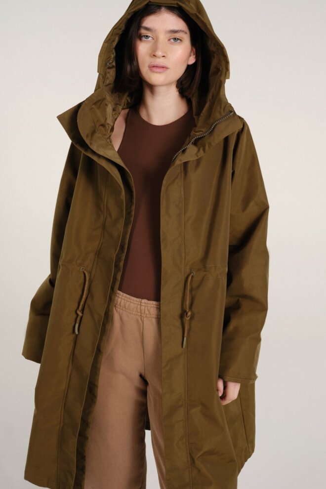 JACKE GENEVA RAIN COAT MUD