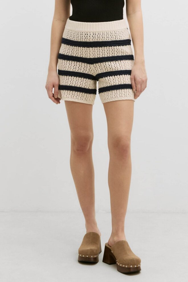 SHORT HEINKE SHORTS CREAM NAVY STRIPED