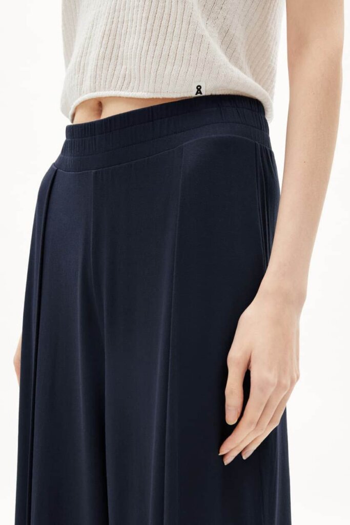 HOSE 30006158 KAARO LINI 1237