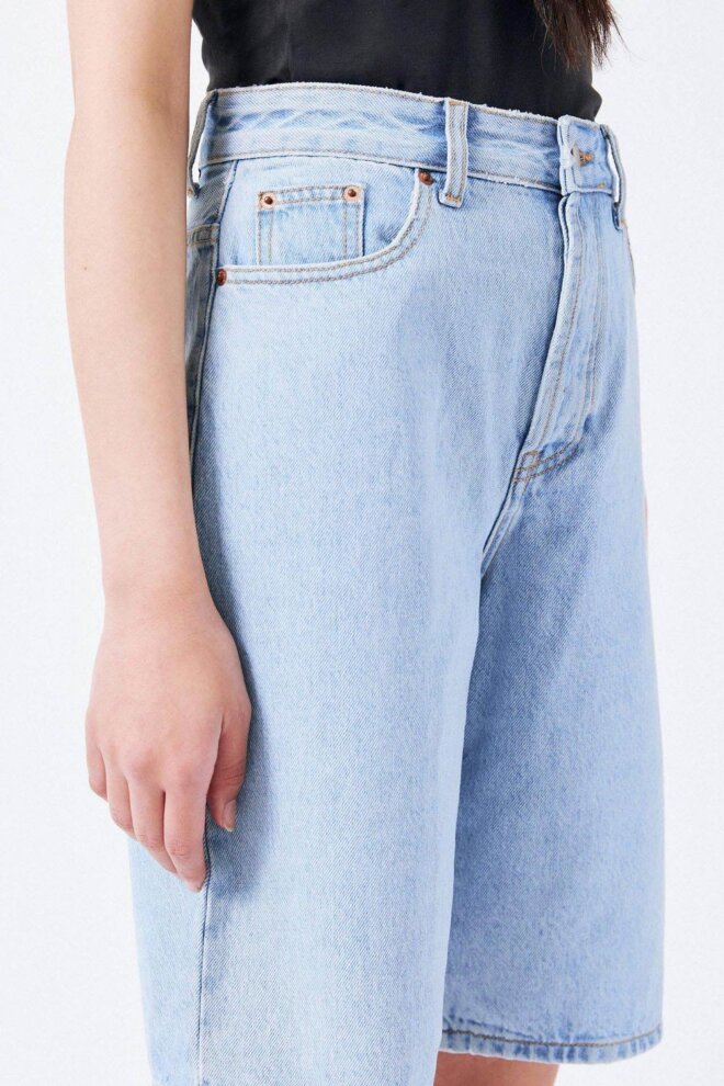 SHORT BELLA SHORTS STREAM LIGHT RETRO