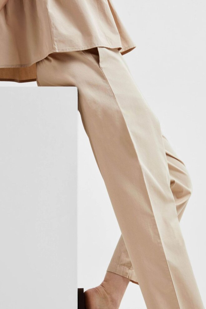 HOSE 16093161 SLFBENEDICTE HUMUS