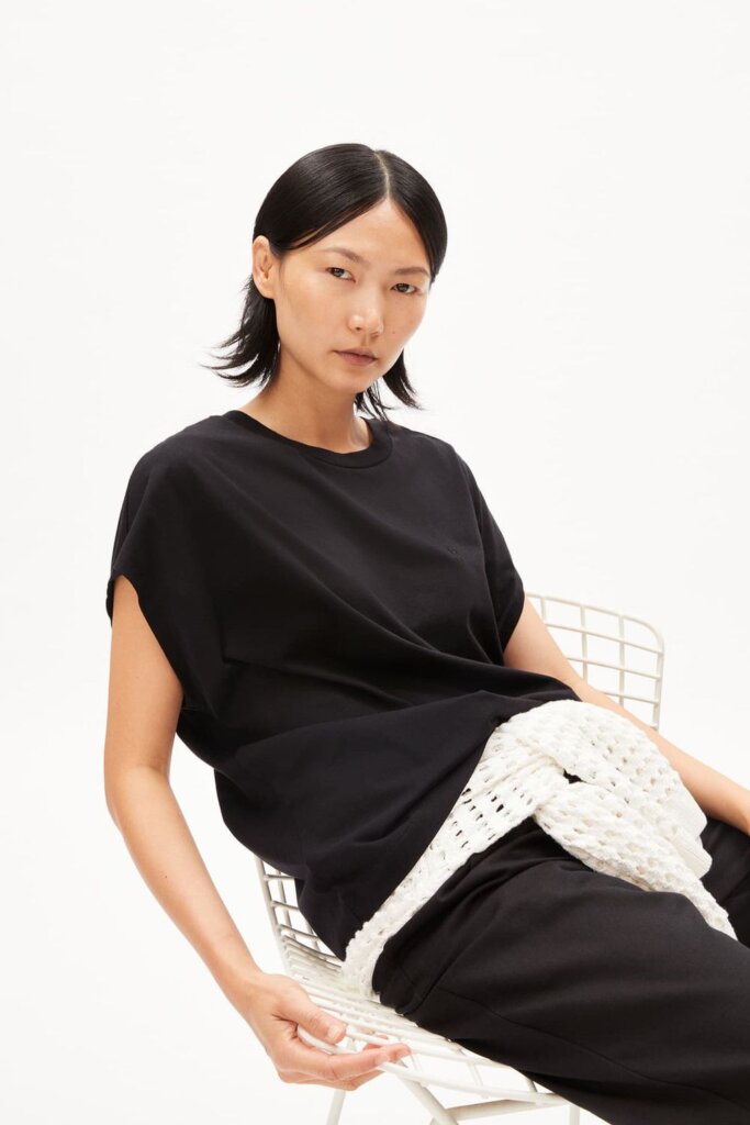 SHIRT 30005444 INAARA 105 BLACK