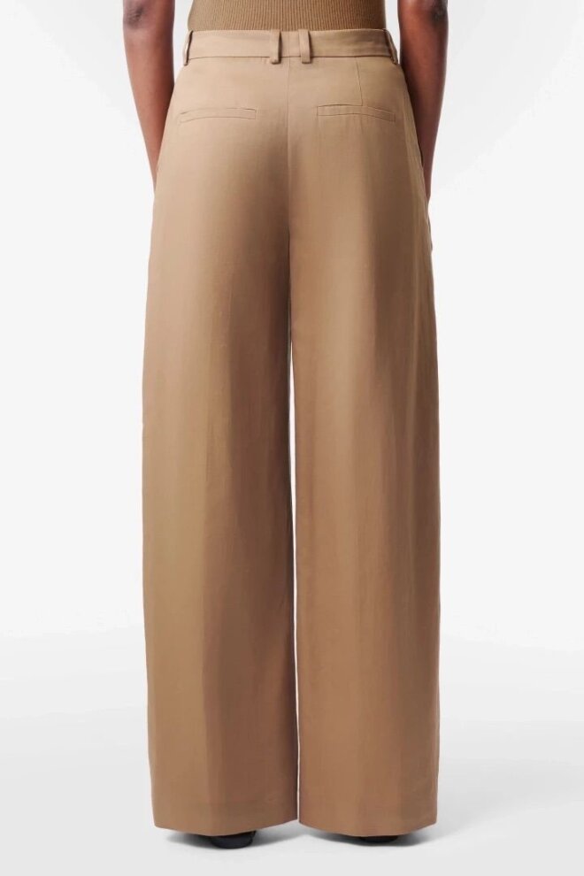 HOSE 126097 DESK 1607