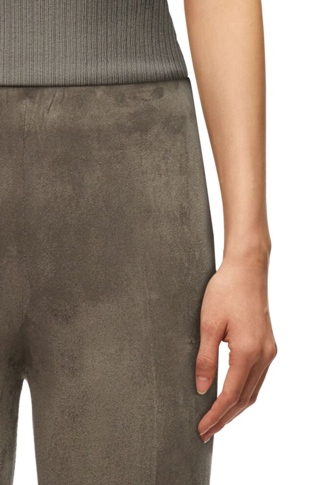 HOSE 156037 ALIVE 2114