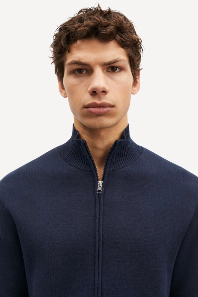 PULLOVER SANIKLAS SWEATER 15392 SALUTE