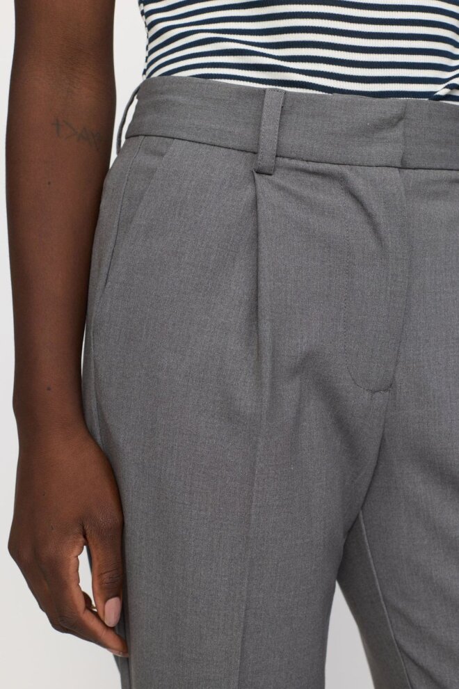 HOSE SRVILJA MIDWAIST MEDIUM GREY