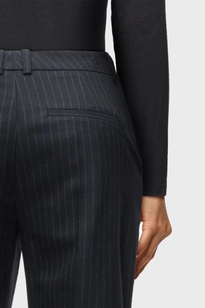 HOSE 142067 MEAN 1000