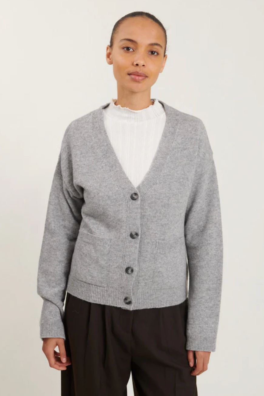 LISE POCKET CARDIGAN LIGHT GREY1.png