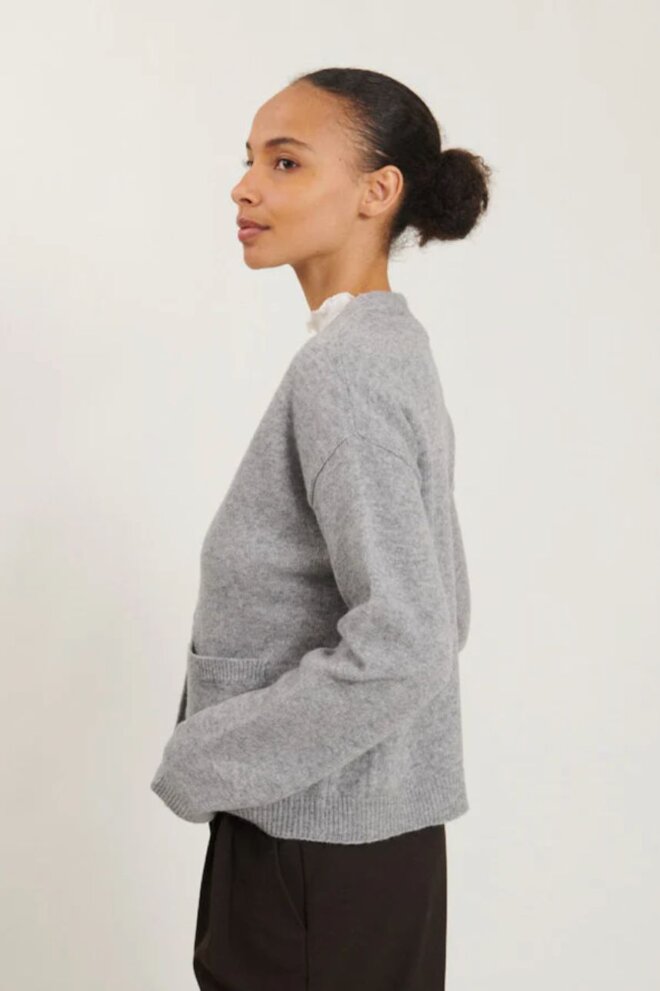 WESTE LISE POCKET CARDIGAN LIGHT GREY