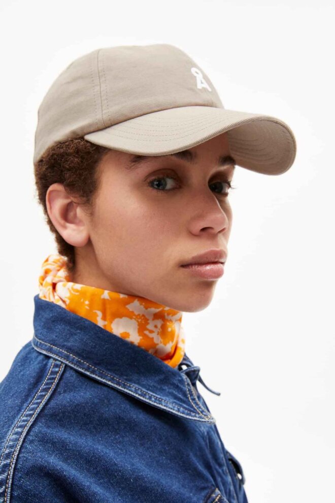 CAP 30003749 YENAAS 2248 SAND STONE