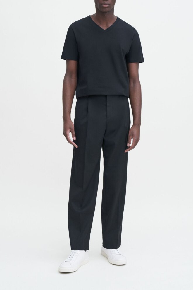 SHIRT 28908 V-NECK TEE 1433 BLACK