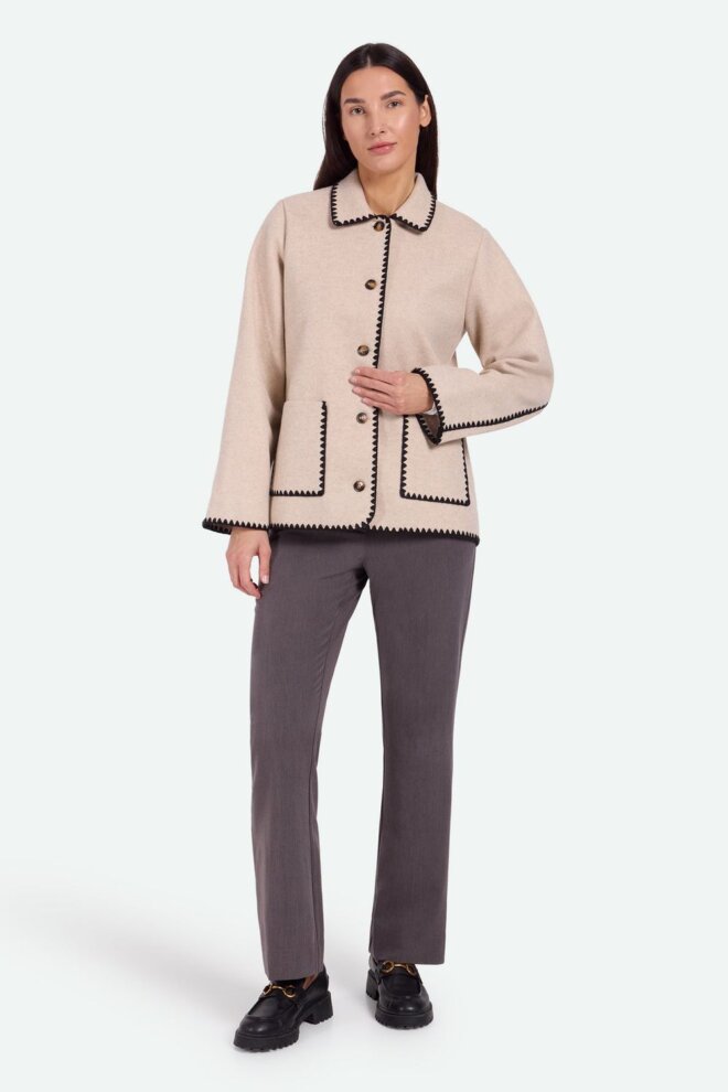 JACKE JOHANA 2220 PEYOLE