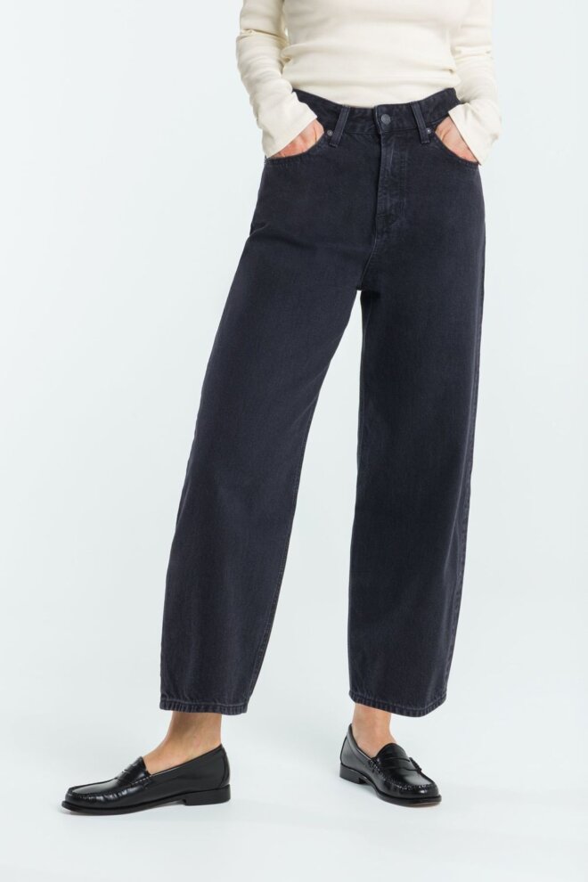 JEANS K240701803 LEILA HOLO BLACK USED