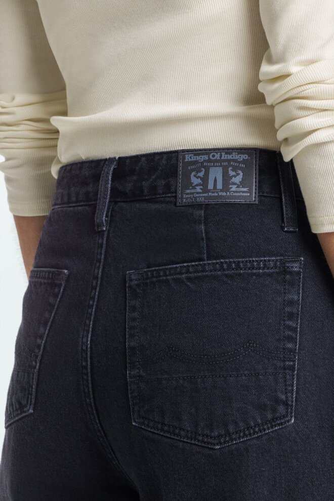 JEANS K240701803 LEILA HOLO BLACK USED