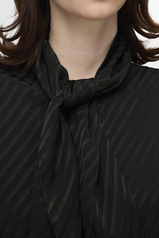 BLUSE 16095068 SLFCASSIA LS BLACK