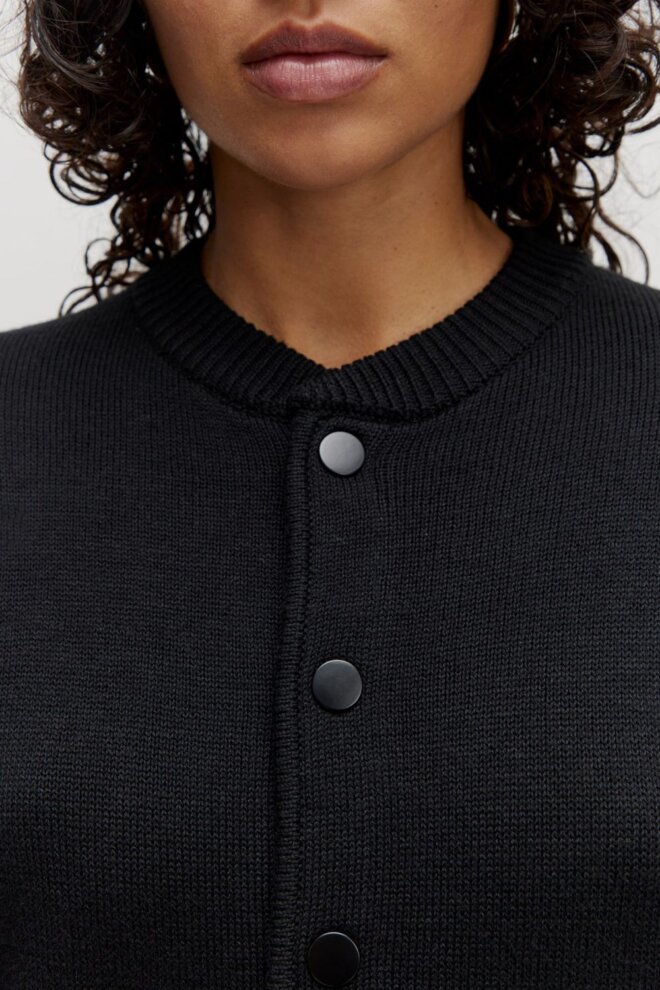 JACKE ANIELA BOMBER BLACK