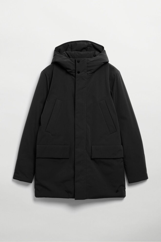 JACKE LUCIUS BLACK