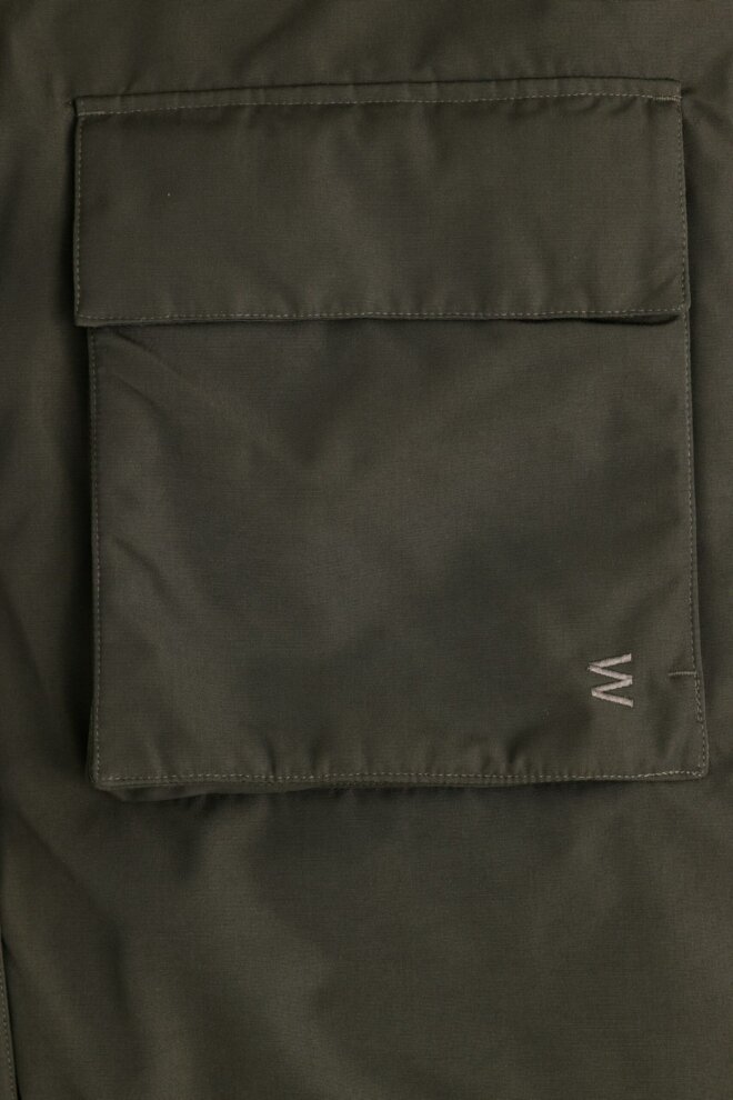 JACKE CASSIS BLACK OLIVE