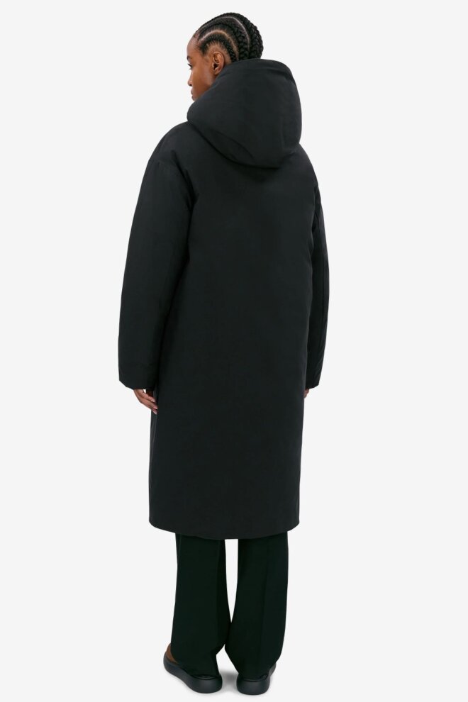 JACKE SAIRA BLACK