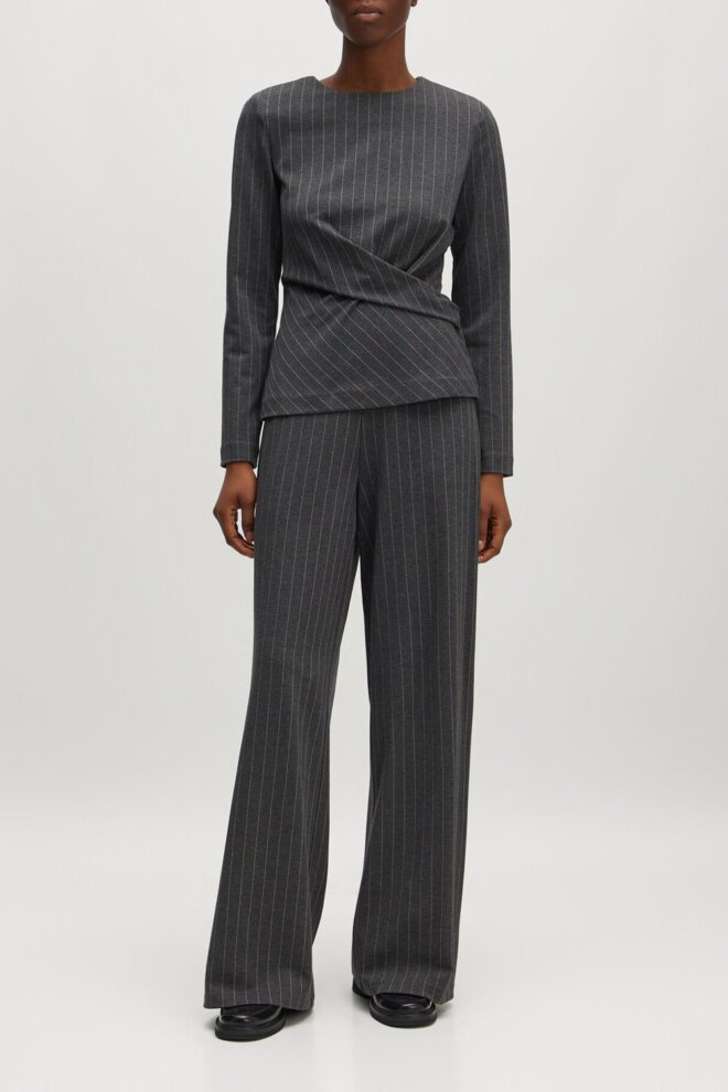 HOSE KALINDA PANTS GREY PINSTRIPE