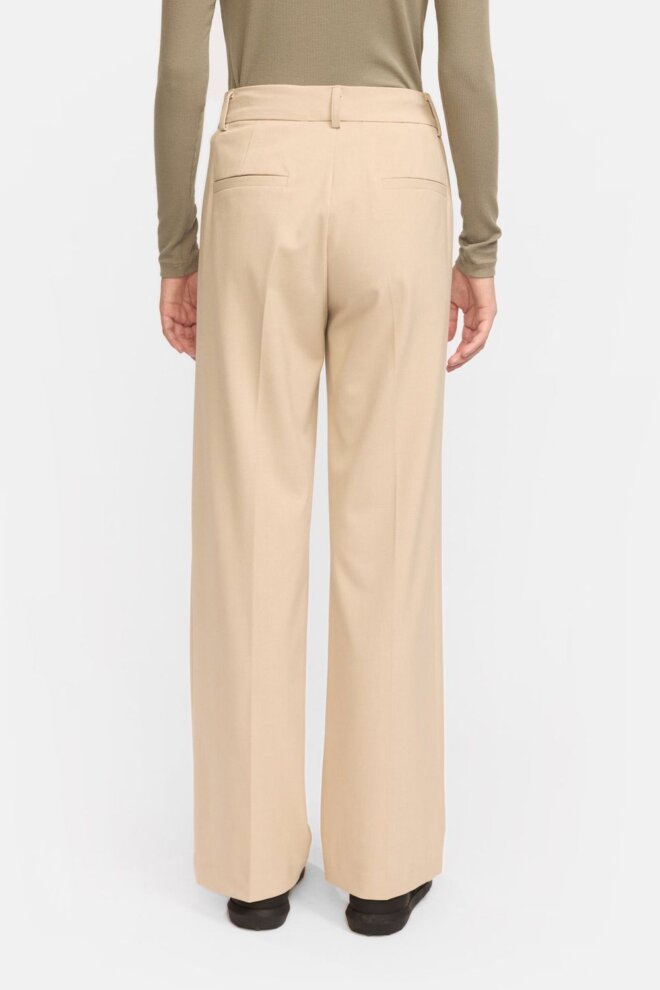 HOSE SRVILJA MIDWAIST LOOSE PANT FEATHER