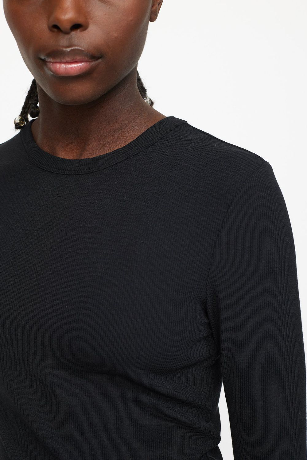 SRFENJA O-NECK TOP BLACK2.jpeg