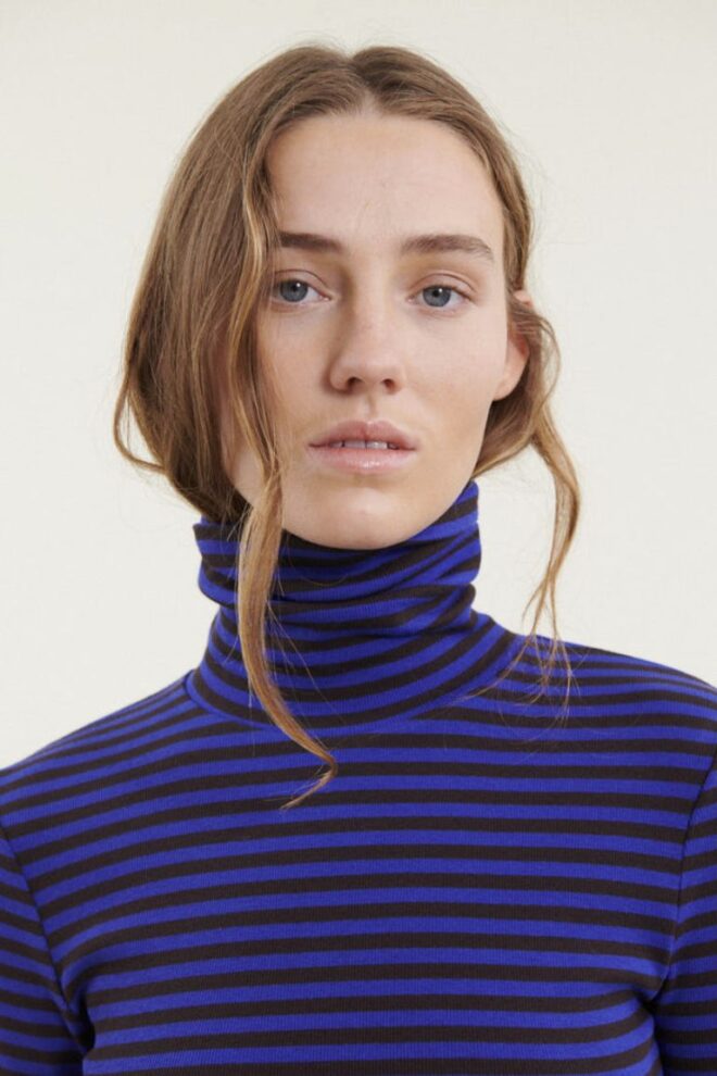 SHIRT LUDMILLA HIGH-NECK CHOCO