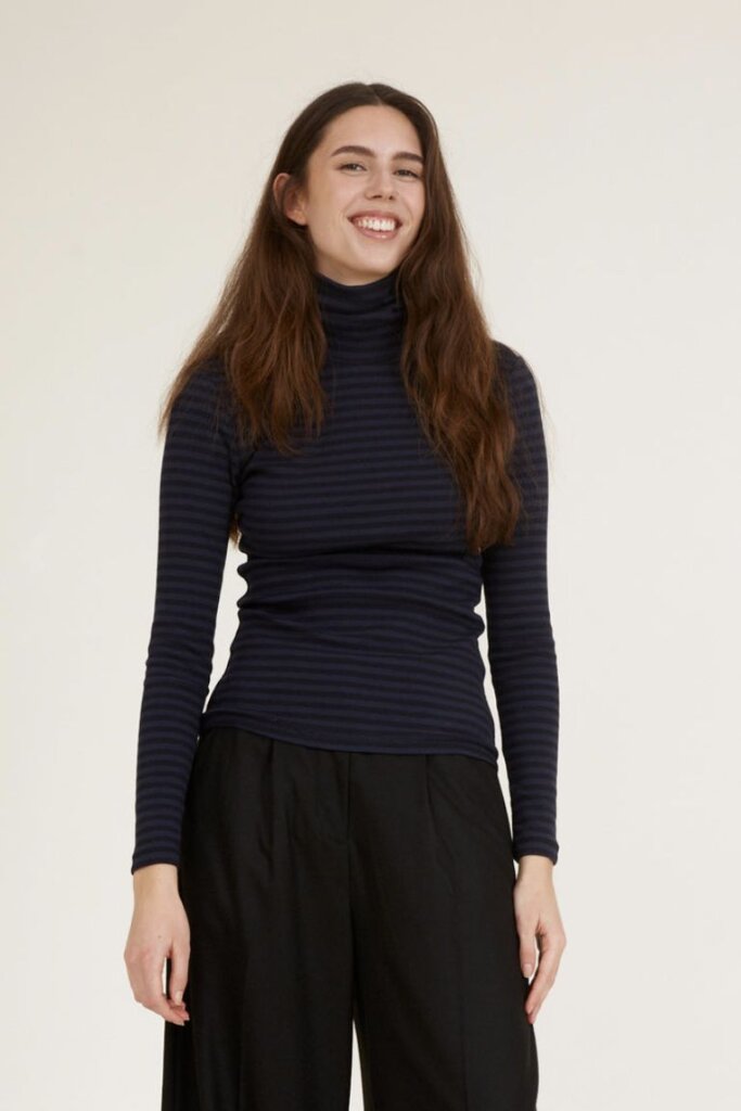 SHIRT LUDMILLA HIGH-NECK BLACK/NAVY