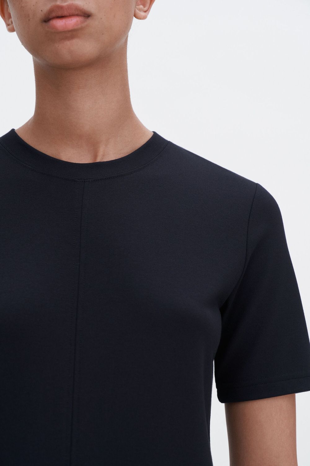 31143 T-SHIRT DRESS BLACK4.jpeg