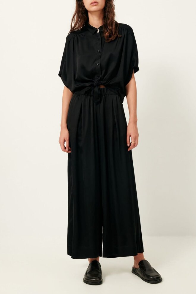 HOSE ISLA NIGHT BLACK