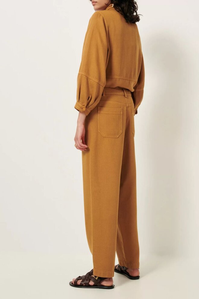 JACKE LEONE SIROCCO