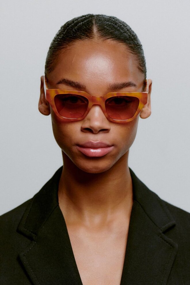 SONNENBRILLE KAWS BURNT AMBER