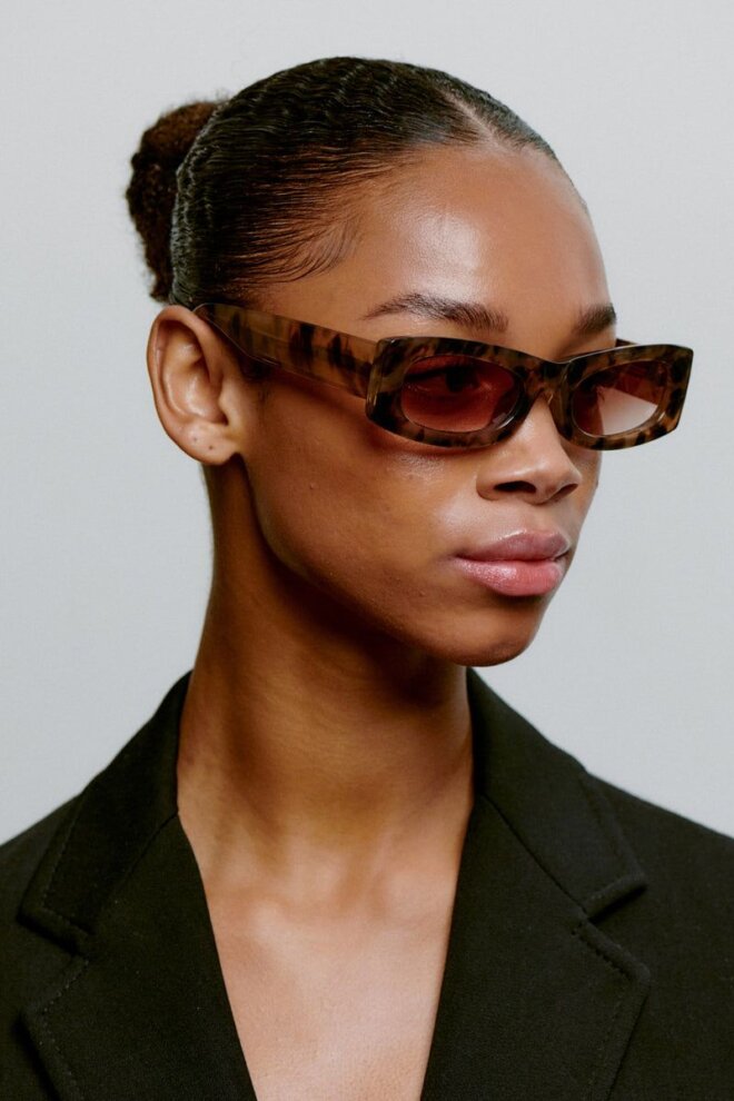 SONNENBRILLE FRIDA COQUINA
